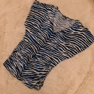 CARMEN MARC VALVO Swim V Neck Scrunch Zebra Top